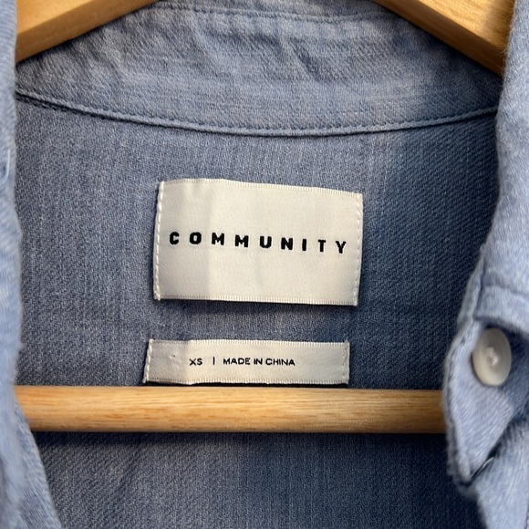 Aritzia/Community Cotton/linen button up - Picture 4 of 6